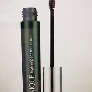 Clinique High Impact Mascara Black, Full size.